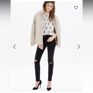 • Madewell • Women’s Tall 9" High-Rise Skinny Jeans in Black Sea Distressed 26T